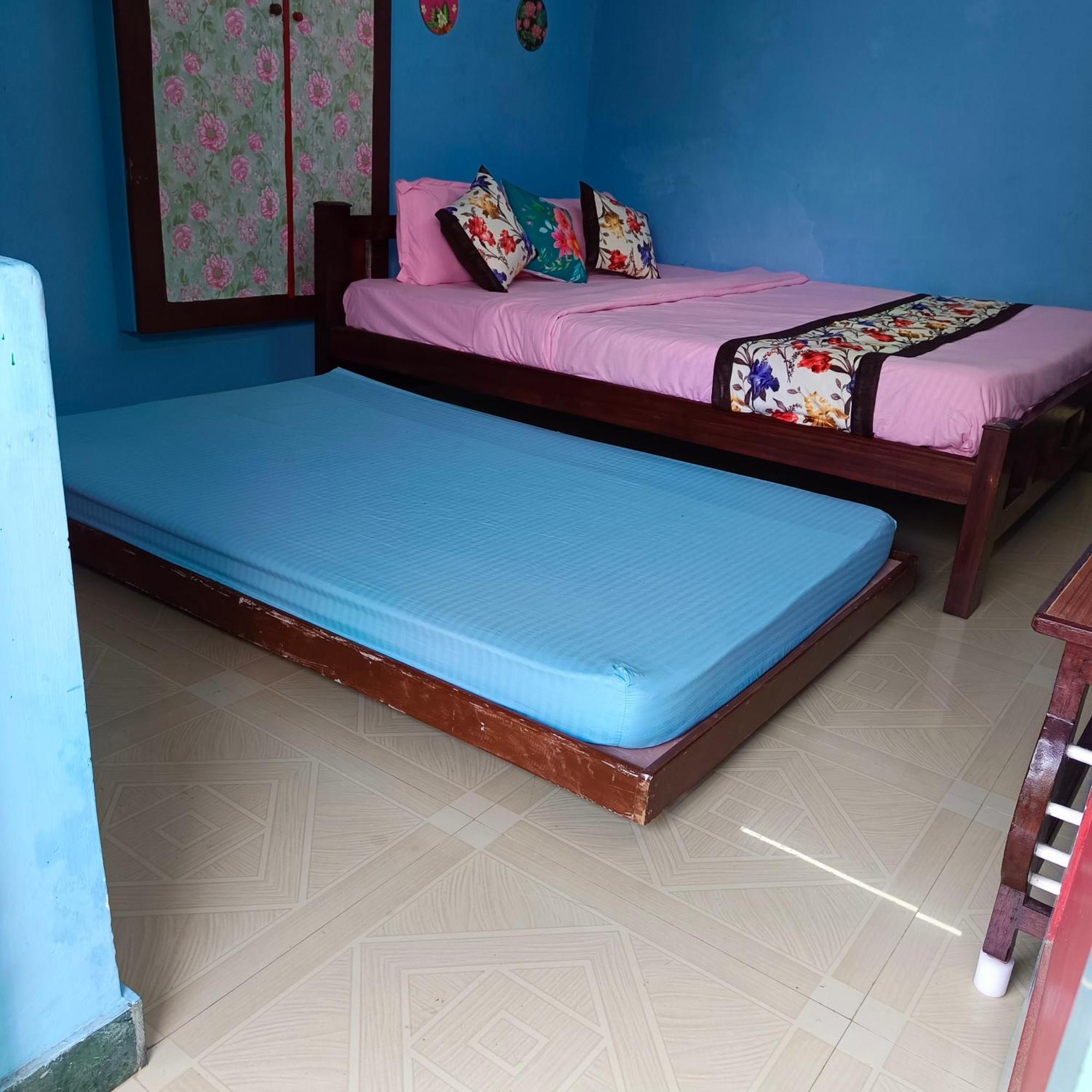 Blue Waves Homestay Pondicherry Exterior photo