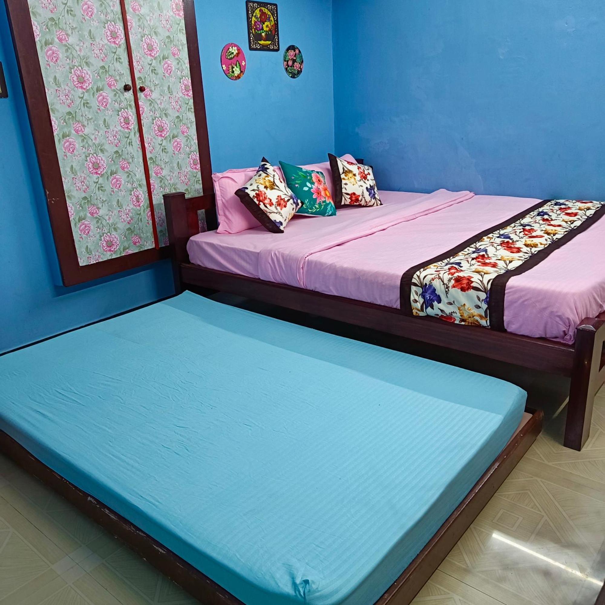 Blue Waves Homestay Pondicherry Exterior photo