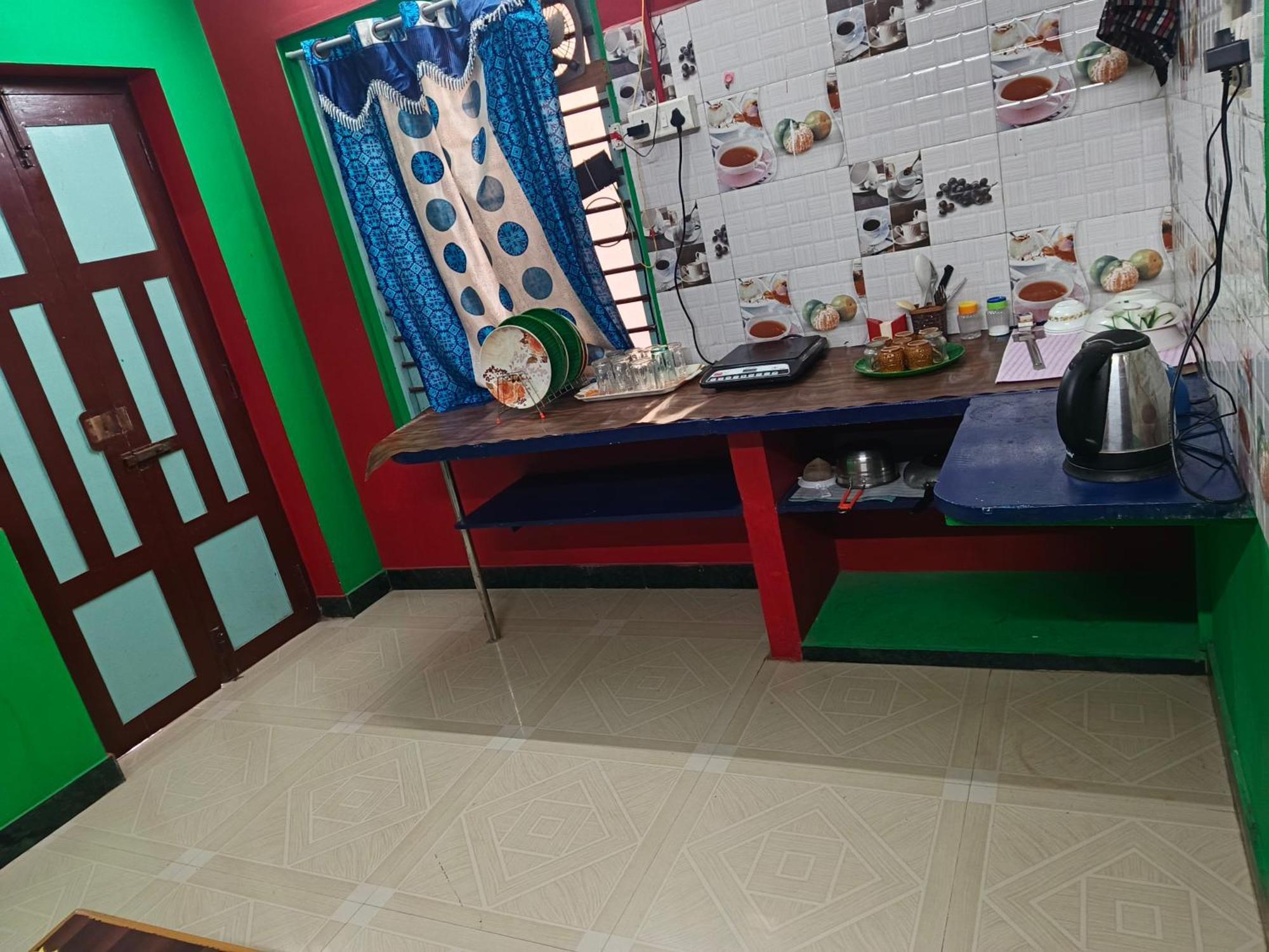 Blue Waves Homestay Pondicherry Exterior photo